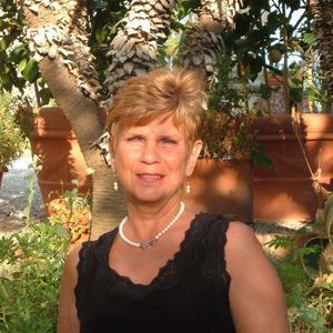 Meet your Posher, Nancy